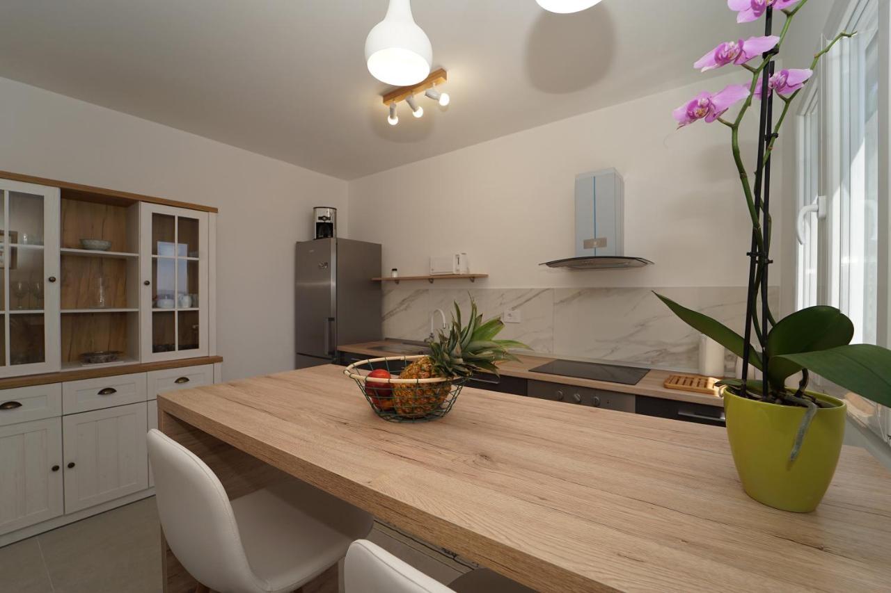 Apartments Bisko Prižba Zewnętrze zdjęcie